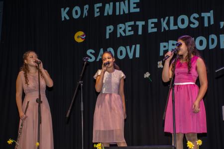 ‘‘Korenine preteklosti, sadovi prihodnosti” (23)